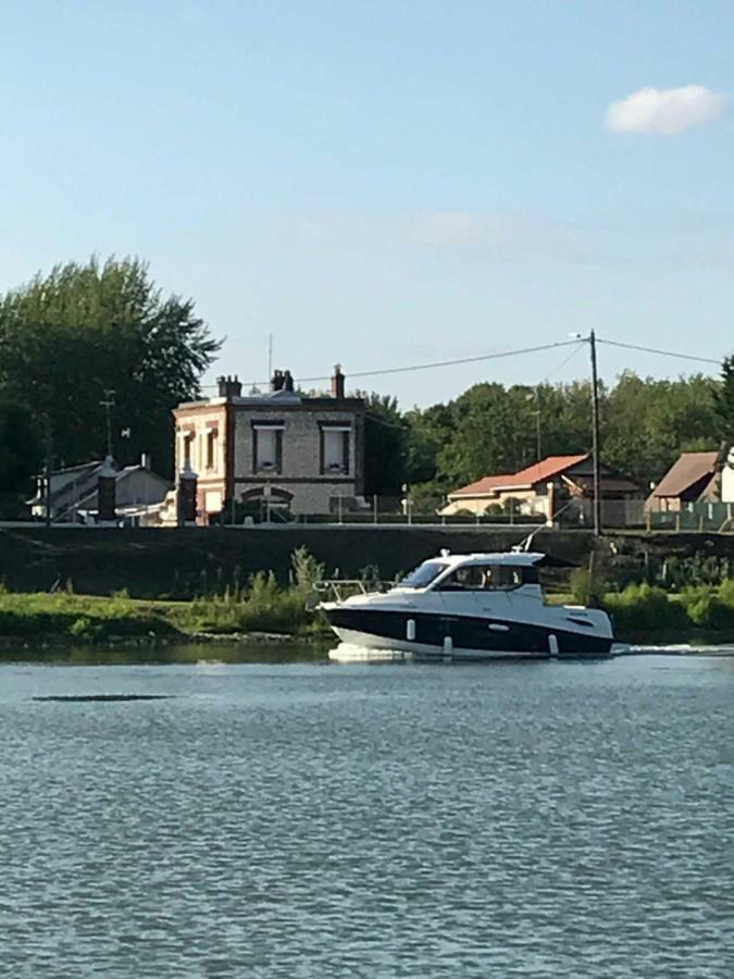 La Maison Des Pecheurs Saint-Pierre-du-Vauvray Esterno foto